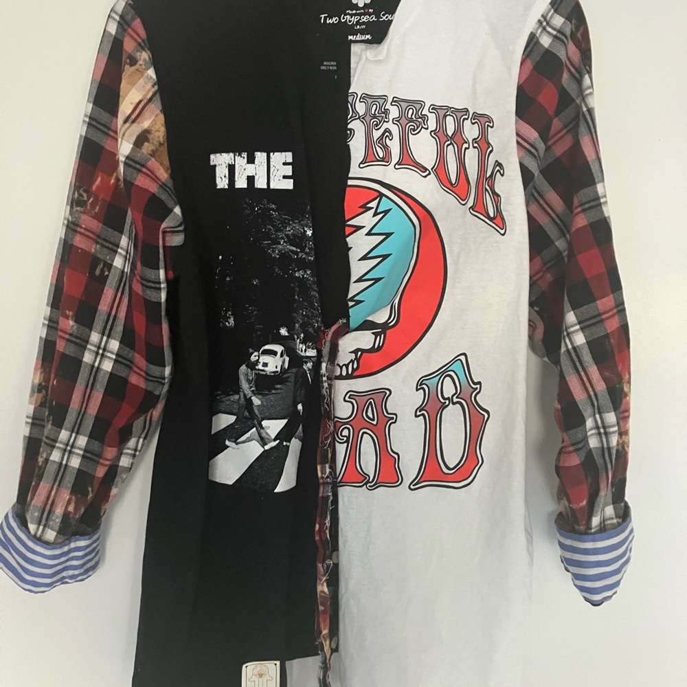 Women’s rock n roll tie in front shirt.  Custom made.  NWOT